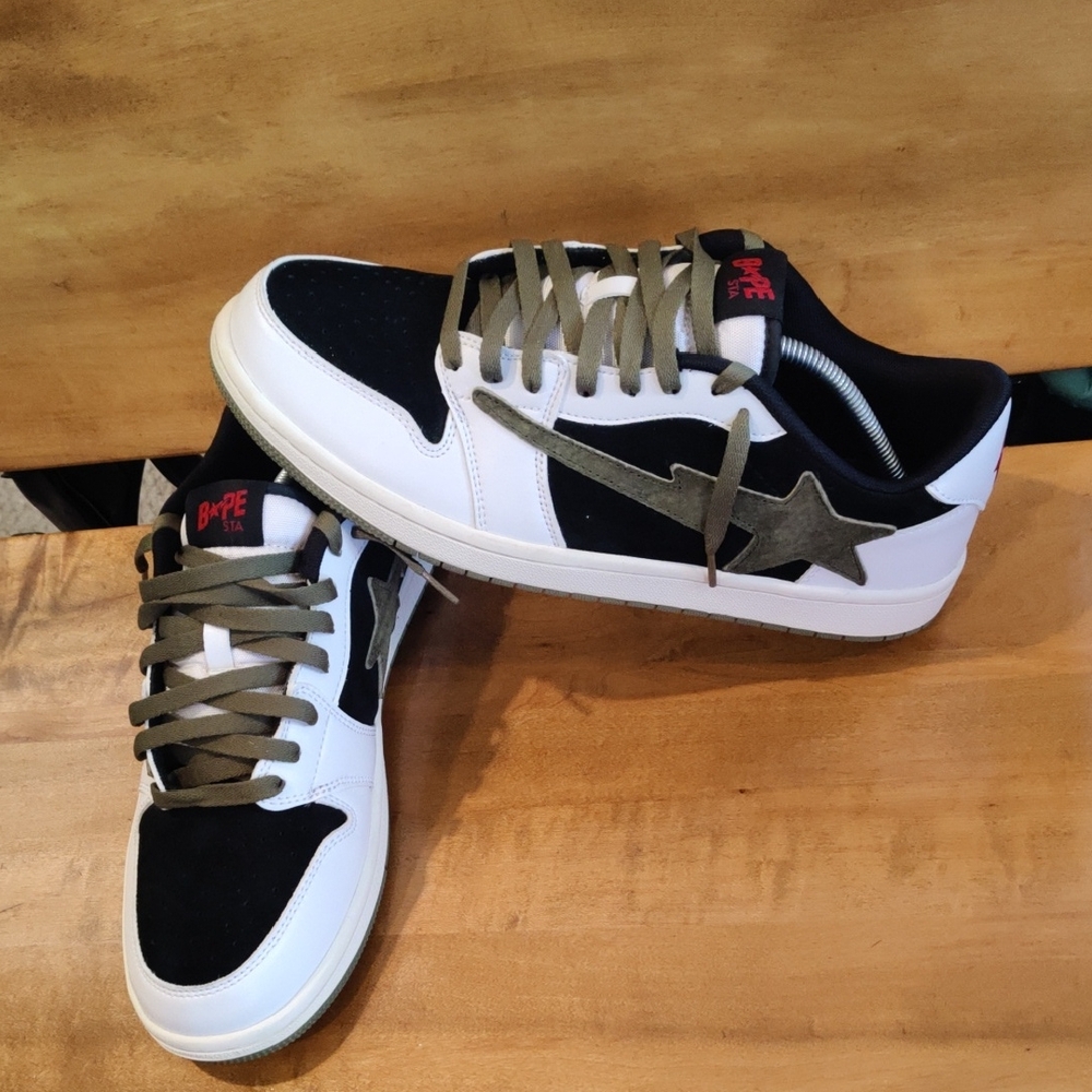 Limited Edition Indigo Studios Custom Made Model White Olives(Standout) Size 13